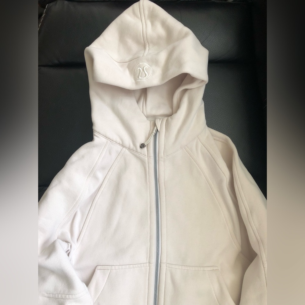Lululemon Scuba Oversized Full Zip White Opal XS / S EUC! - Picture 4 of 14